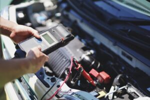 How Mobile Car Battery Replacement Services Work in Naperville, IL