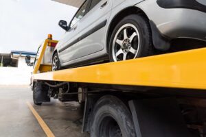 Towing Service 101: What to Expect During the Towing Process